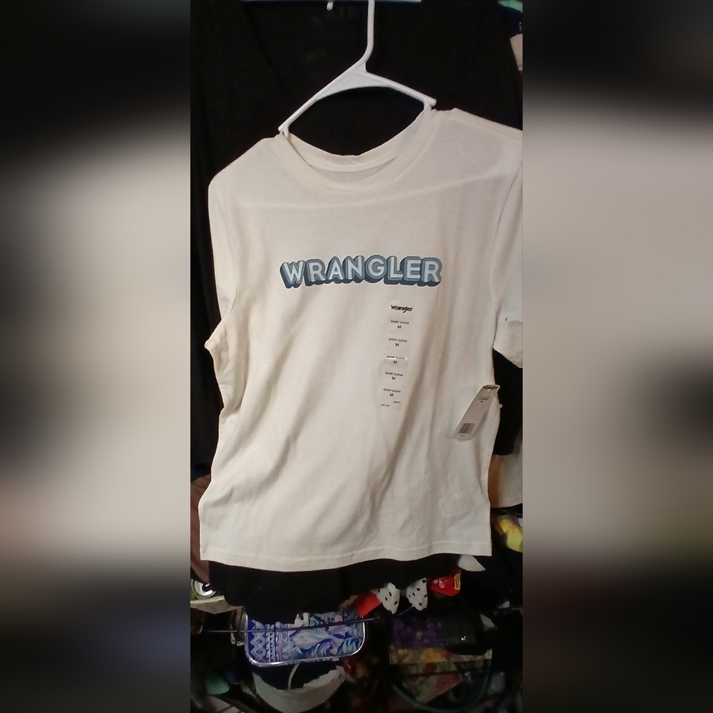 🐼 3/20 Nwt Wrangler White T-Shirt with Blue Logo